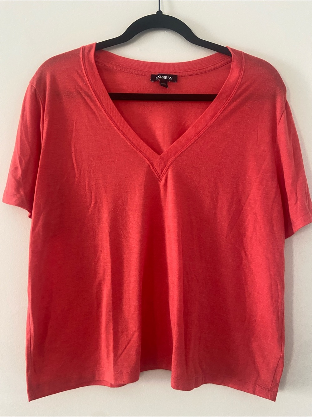 Express Coral V-Neck Short Sleeve Tee
